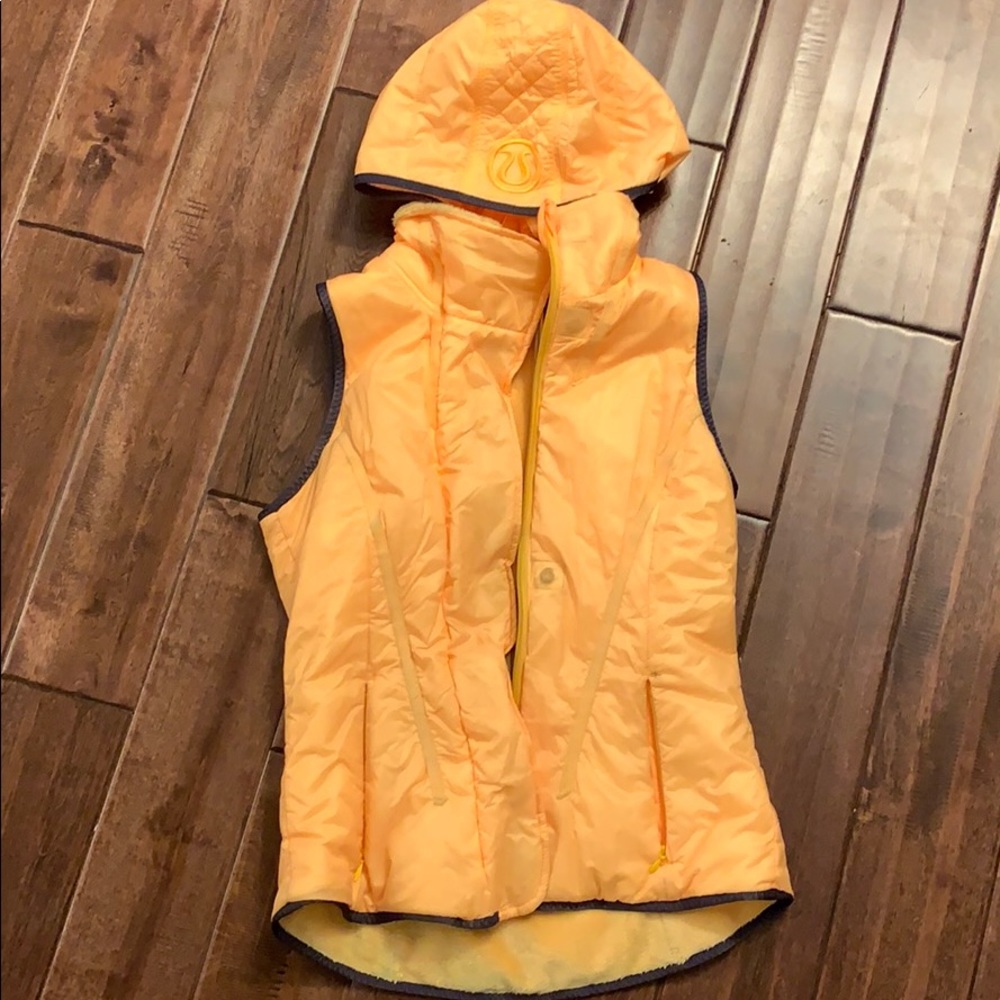 Lululemon Glacier Vest- Burning Yellow